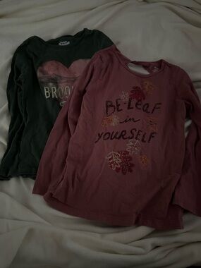 Girls M/8/8A lot of long sleeves